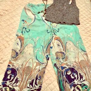 Colourful wide-leg pants